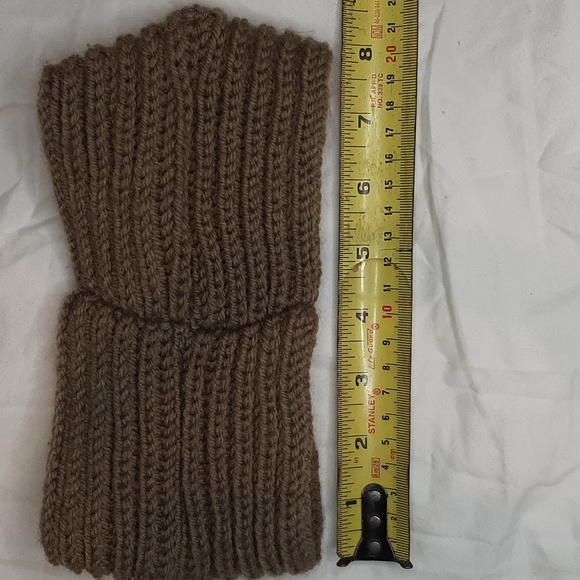 Knit Headband - Picture 2 of 3